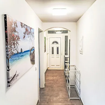 Apartman Sunshine View By Interhome